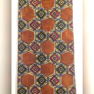 Oscar De La Renta 100% Silk Men's Tie Brown, Red, Blue Geometric